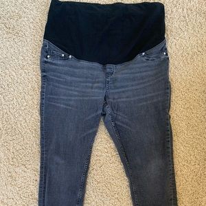 H&M Maternity Super Skinny Jeggings, distressed black